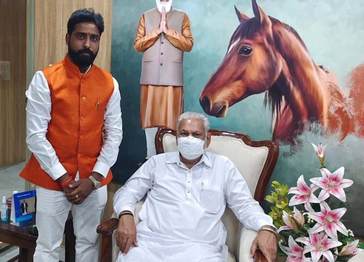 டெல்லியில் மத்திய அமைச்சருடன் ராஷ்ட்ர நிர்மான் சேனா தேசியக்கட்சியின் செயலாளர்கள் சந்திப்பு!
