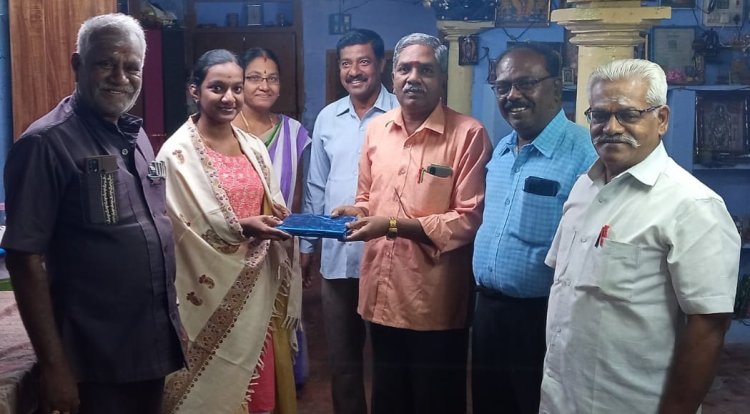 நெல்லை மாணவி நம்பி நாச்சியாருக்கு அகில இந்திய அறிவுசார் திறமைக்கு பாராட்டு .
