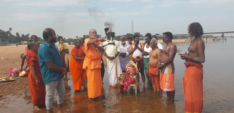 காவிரி ரத யாத்திரைக்கு காவிரி நதிநீர் பாதுகாப்பு அறக்கட்டளை சார்பாக குளித்தலையில் வரவேற்பு