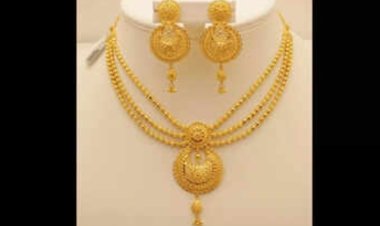 ஏறிய வேகத்தில் சரிந்த தங்கத்தின் விலை.... காசு இருந்த உடனே வாங்குங்க
