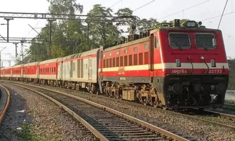 புதுச்சேரி-மங்களூரு எக்ஸ்பிரஸ் ரெயிலில் பெட்டிகள் மாற்றம்