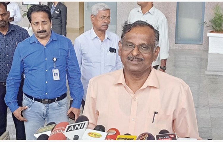 நடப்பாண்டில் 12 ராக்கெட்களை செலுத்த திட்டம்: இஸ்ரோ தலைவர் நாராயணன் தகவல்