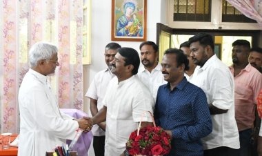 எனது குரல் ஓங்கி ஒலிக்க வேண்டும் எனில் சட்டமன்றத்தில் என்னை அமர வையுங்கள்” - சீமான்