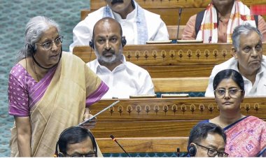 திருத்தப்பட்ட வருமான வரி மசோதா மக்களவையில் நிறைவேற்றம்