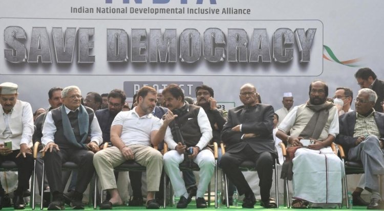ஆக. 7ல் ராகுல் காந்தி இல்லத்தில் இண்டியா கூட்டணி தலைவர்கள் கூட்டம்!