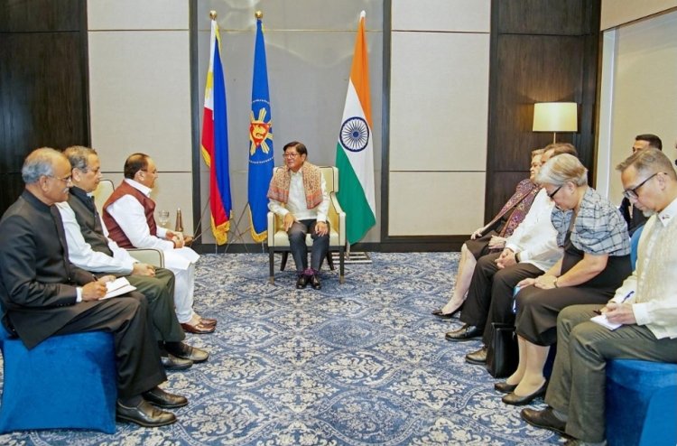 இந்தியா - பிலிப்பைன்ஸ் இடையே 14 ஒப்பந்தங்கள் கையெழுத்து: அக்.1 முதல் நேரடி விமான சேவை