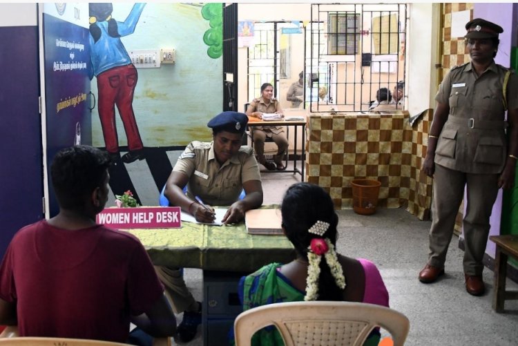 45+ வயது பெண் போலீஸாருக்கு இரவு பணியில் இருந்து விலக்கு - சென்னை காவல் ஆணையர் உத்தரவு