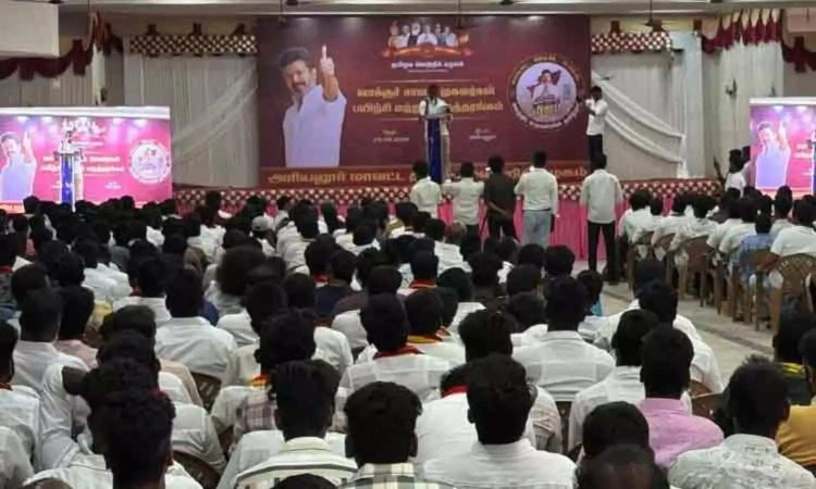 த.வெ.க.வில் 20 ஆயிரம் வாக்குச்சாவடி முகவர்களுக்கு புதிய உறுப்பினர் சேர்க்கை பயிற்சி