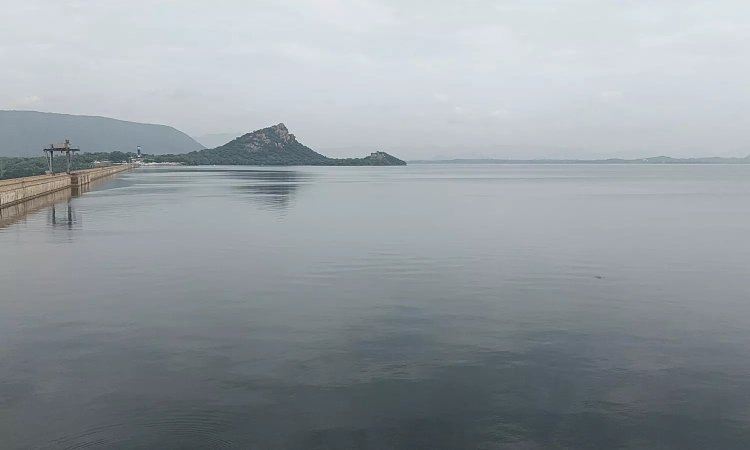 மேட்டூர் அணைக்கு நீர்வரத்து அதிகரிப்பு