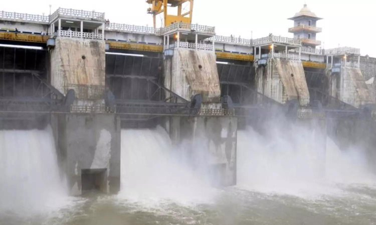 கர்நாடக அணைகளில் இருந்து கூடுதல் தண்ணீர் திறப்பு- தமிழகத்தில் 11 மாவட்டங்களுக்கு வெள்ள எச்சரிக்கை